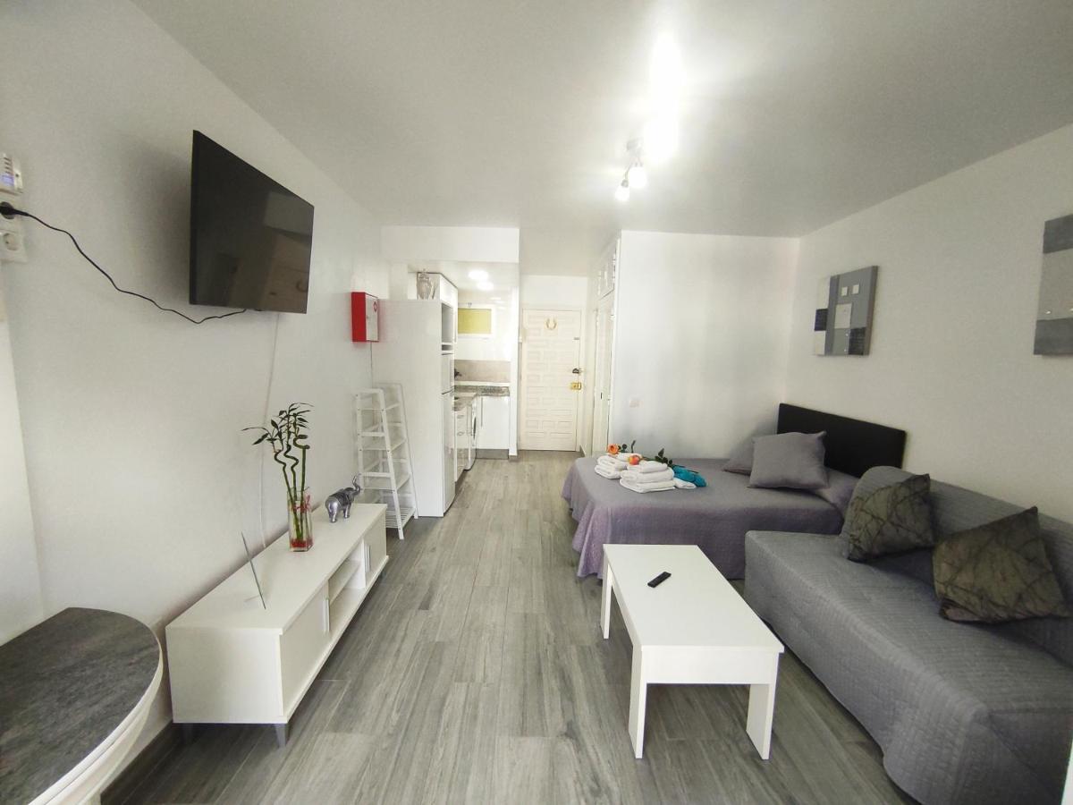 Estudio Jupiter Benalmadena Cerca Playa Apartment Bagian luar foto